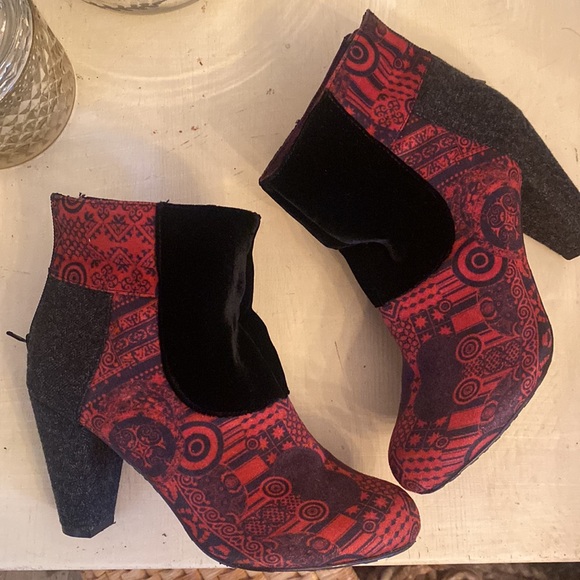 Desigual Pattern Heel Booties Size 37 US 6.5 - Picture 8 of 10